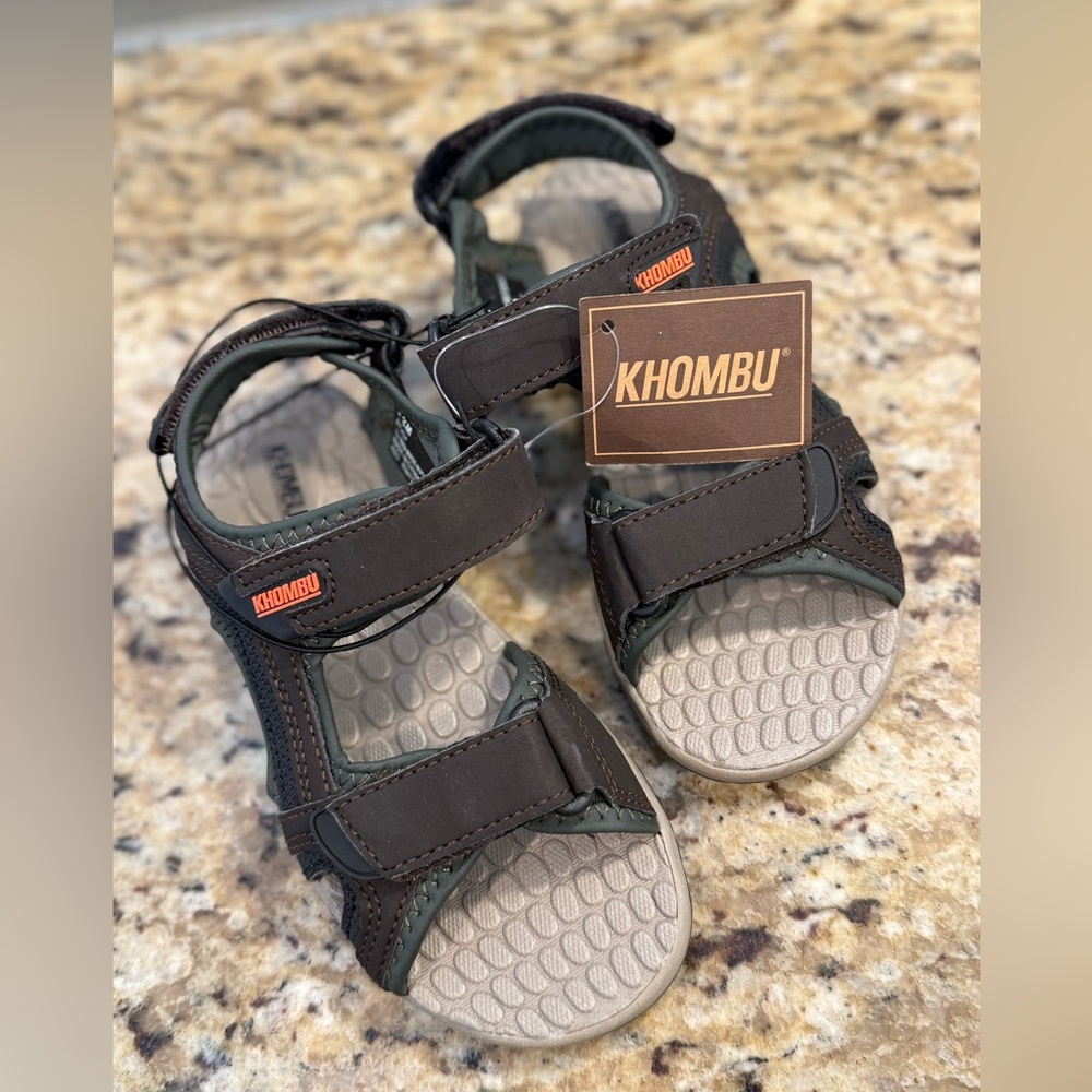 Khombu - Boys strappy sandals, Size 12 - Picture 1 of 5